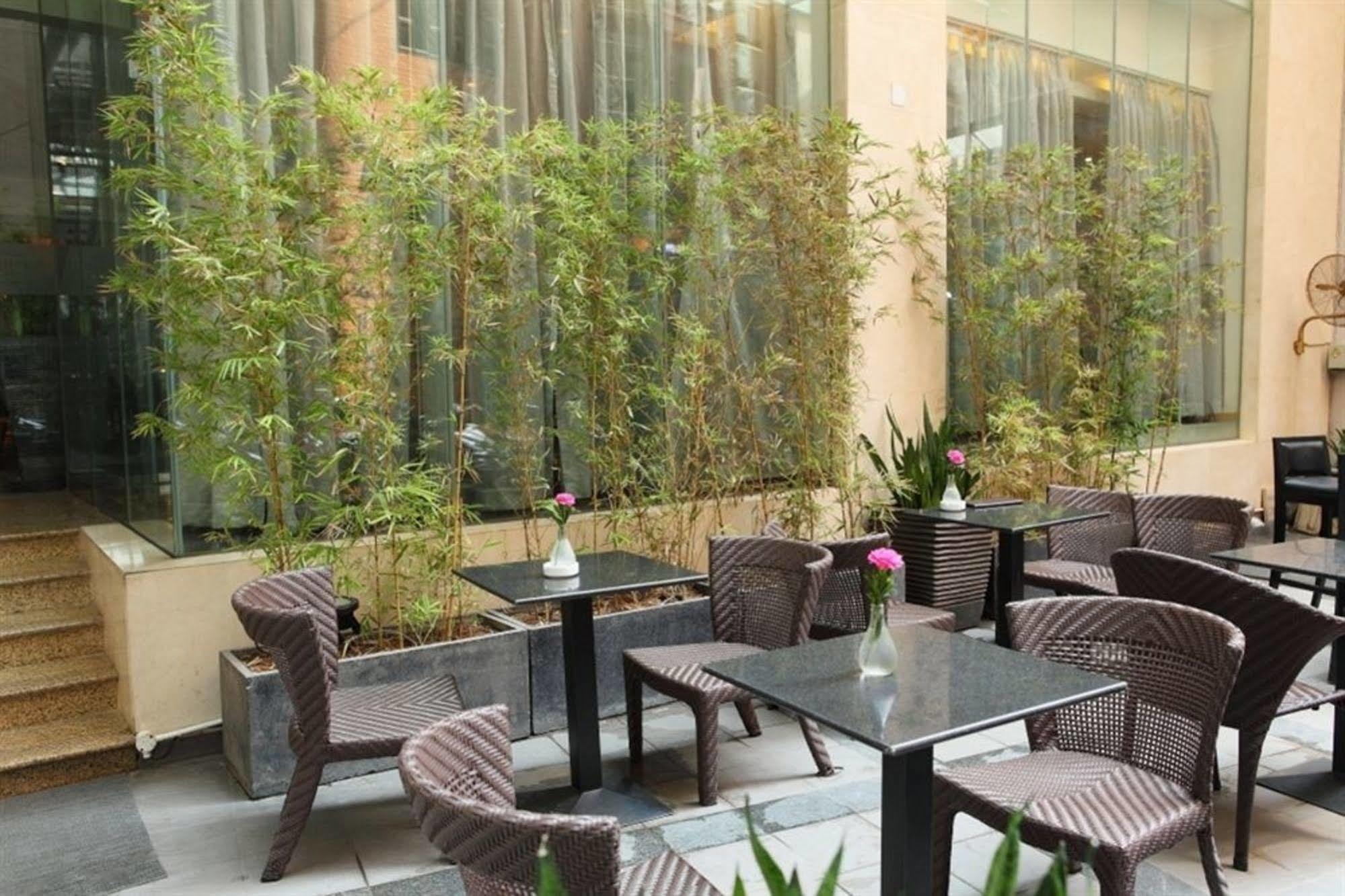 Ruby Hotel Хошимин Экстерьер фото