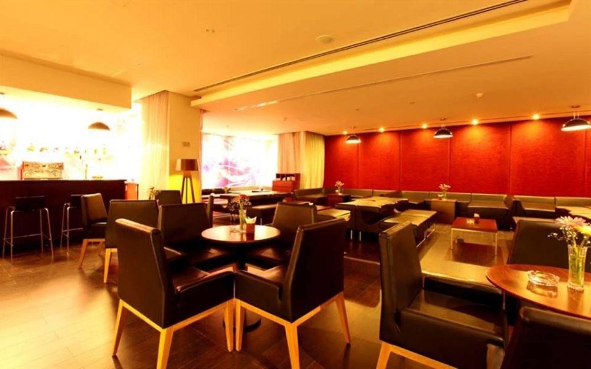 Ruby Hotel Хошимин Экстерьер фото